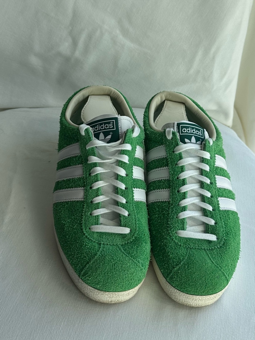 adidas gazelle vintage sneakers